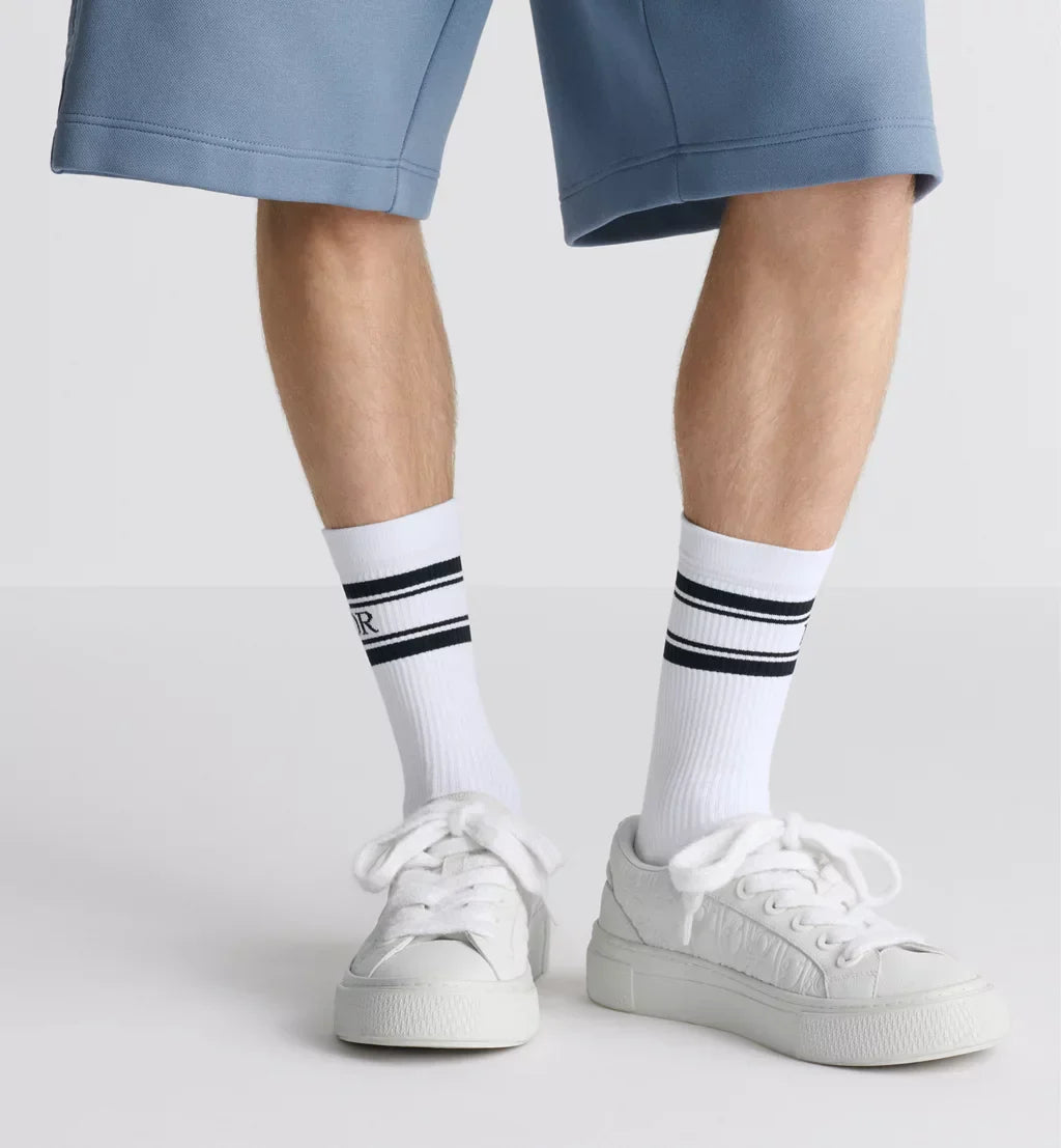 B33 Spin Sneaker