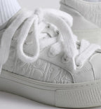 B33 Spin Sneaker