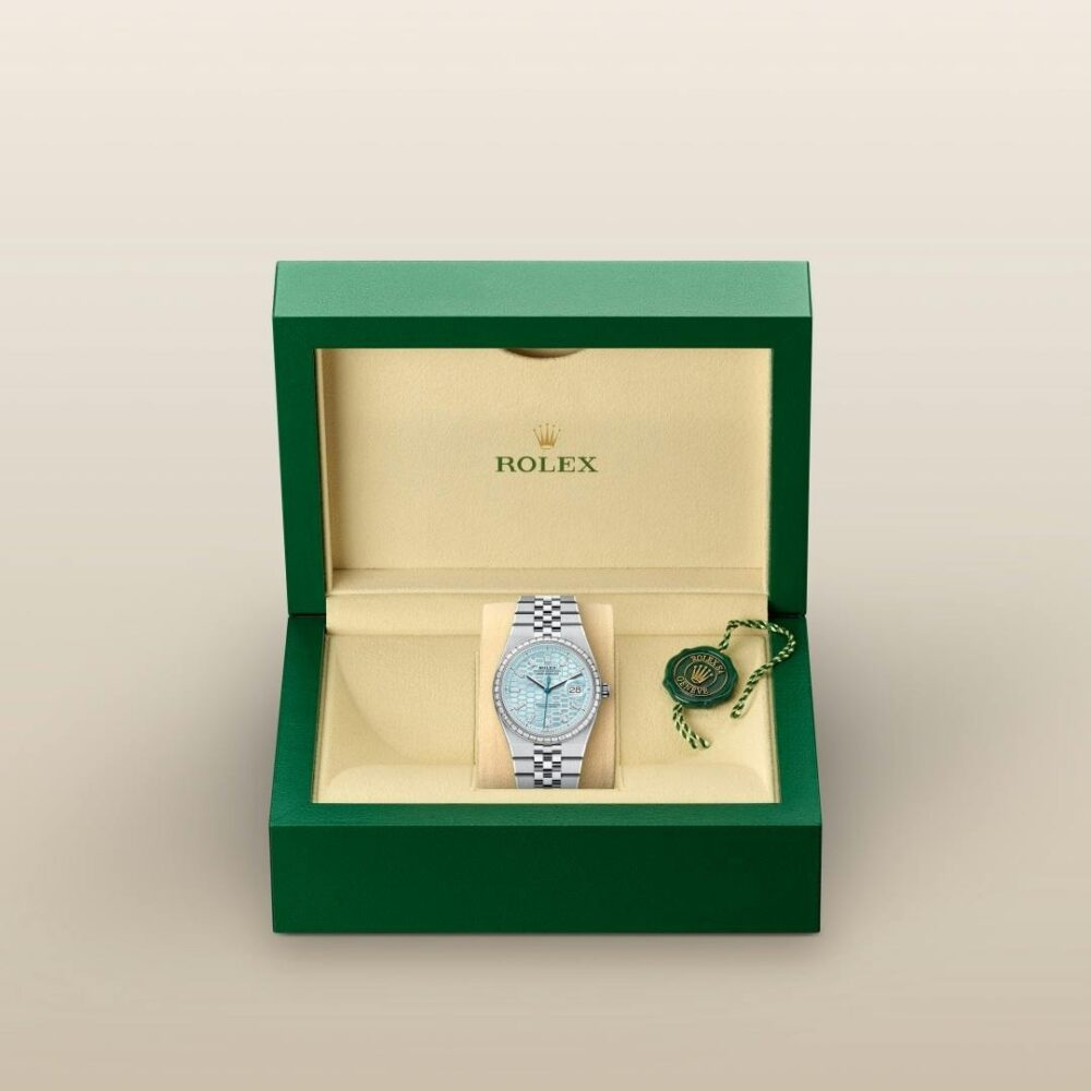 Rolex Land-Dweller 36 Oyster, 36 mm, platinum and diamonds