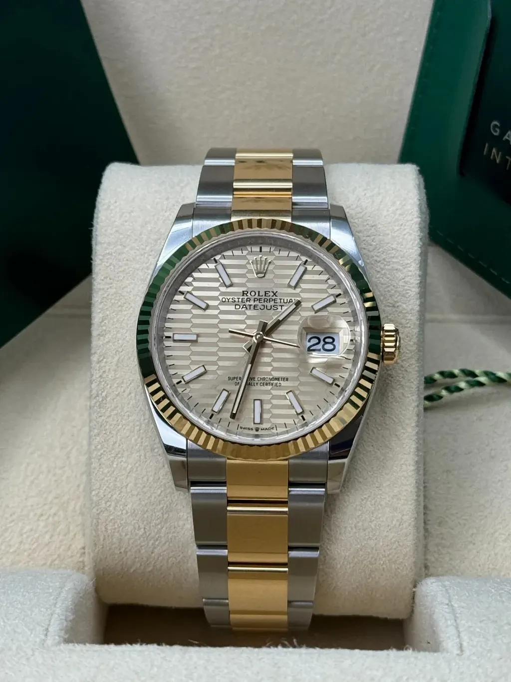 RLX Datejust 36mm 126233 Golden Fluted Motif 36mm Dial Oyster Bracelet