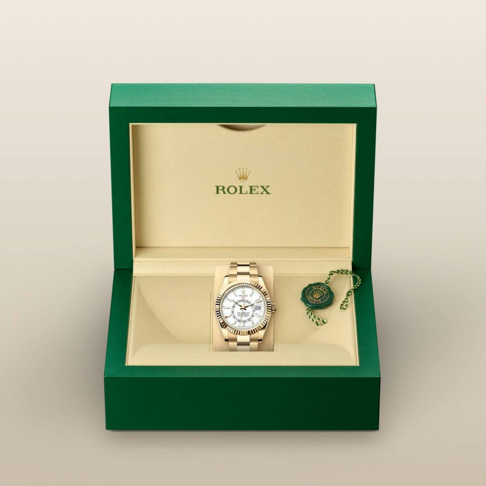 Sky-Dweller Oyster, 42 mm, yellow gold