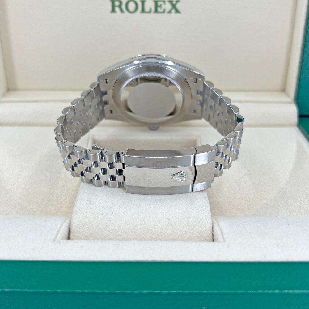 Rolex Datejust 36mm 126234 Silver Index Dial