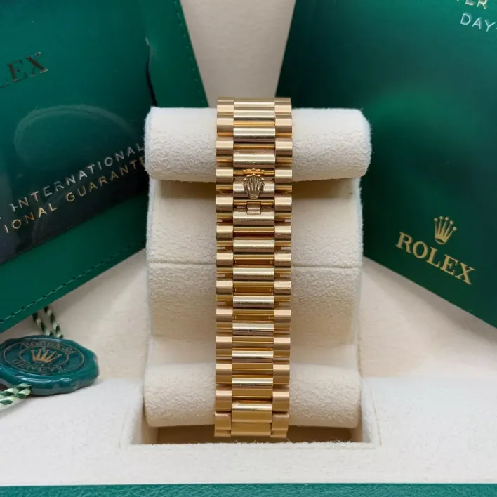Rolex Day-Date "President" 36mm Yellow Gold White Roman Dial Women Watch - 128238
