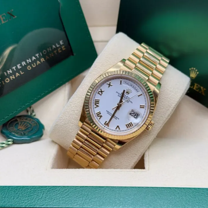 Rolex Day-Date "President" 36mm Yellow Gold White Roman Dial Women Watch - 128238