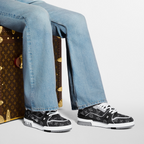 LV Trainer Sneaker 1AJ340